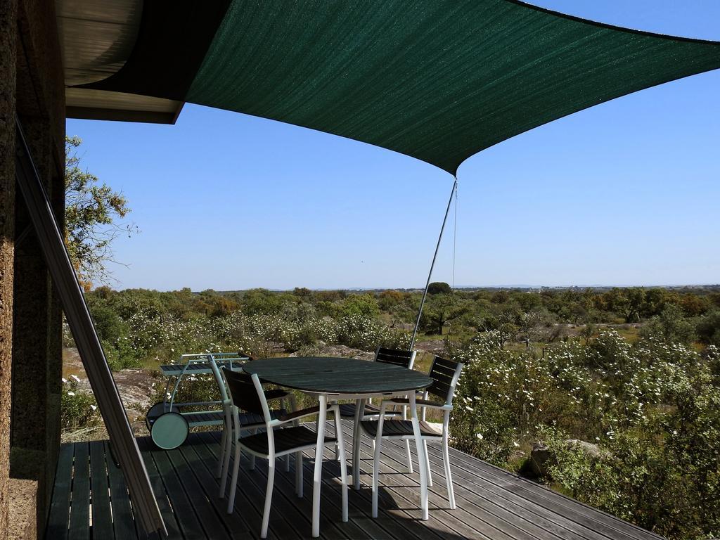 Bubulcus And Bolotas - Off Grid Nature Holiday Home Vimieiro  Екстериор снимка